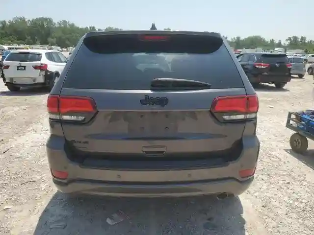 1C4RJFAGXJC257797 2018 JEEP GRAND CHEROKEE-5