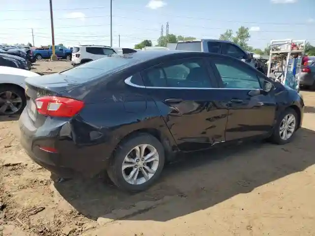 1G1BE5SM2K7118903 2019 CHEVROLET CRUZE-2