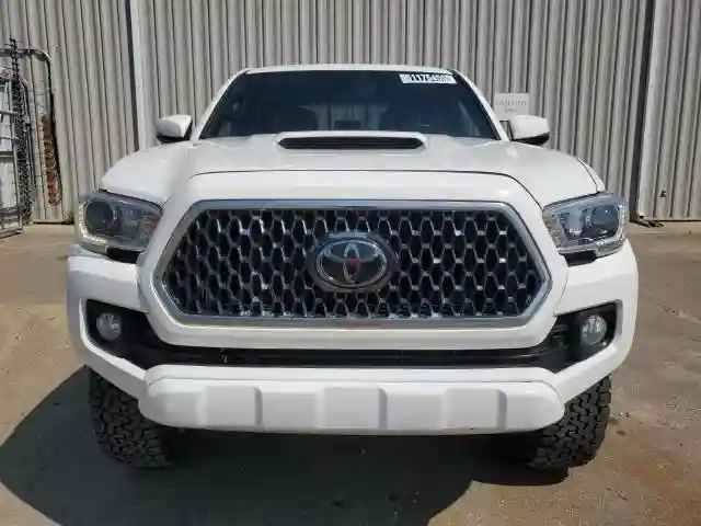 5TFDZ5BN9JX035903 2018 TOYOTA TACOMA-4