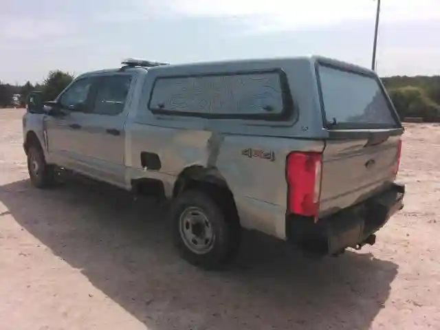 1FT7W2BA4RED76246 2024 FORD F250-1