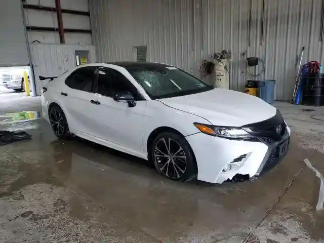 4T1B11HKXJU151838 2018 TOYOTA CAMRY-3