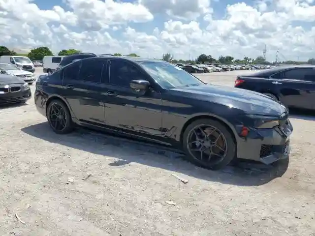 WBAJR3C08LWW60633 2020 BMW 5 SERIES-3
