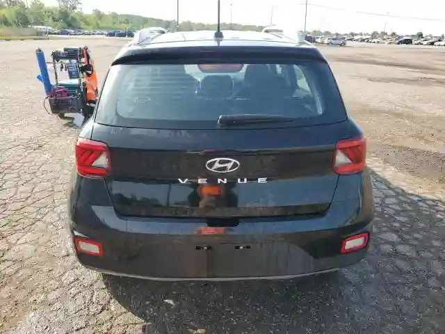 KMHRC8A3XPU232447 2023 HYUNDAI VENUE-5