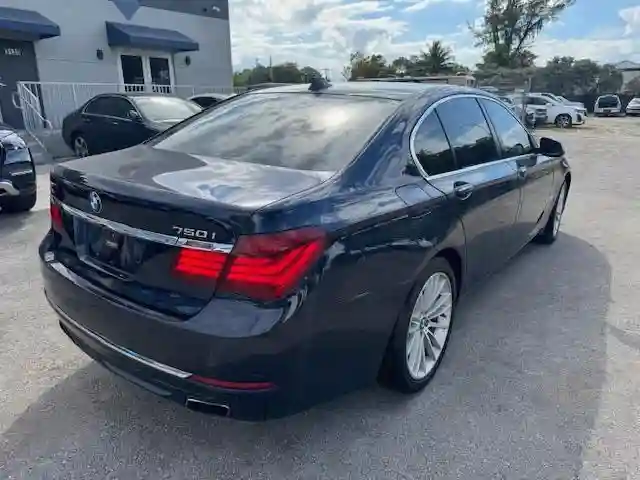 WBAYB6C5XFD965910 2015 BMW 7 SERIES-2