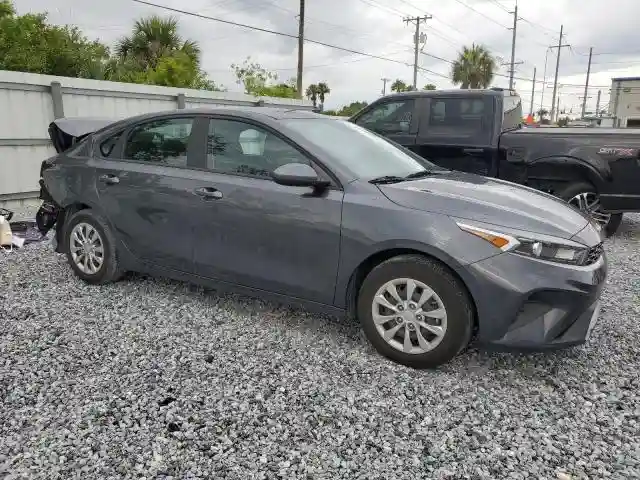3KPF24AD1PE633119 2023 KIA FORTE-3