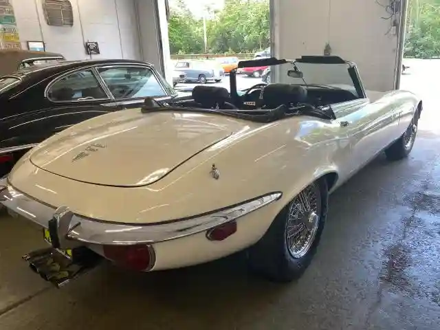 1S21XXX 1973 JAGUAR ETYPE-3