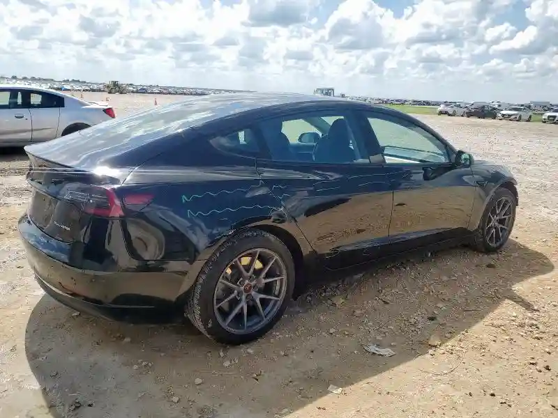 5YJ3E1EB4NF286636 2022 TESLA MODEL 3-2