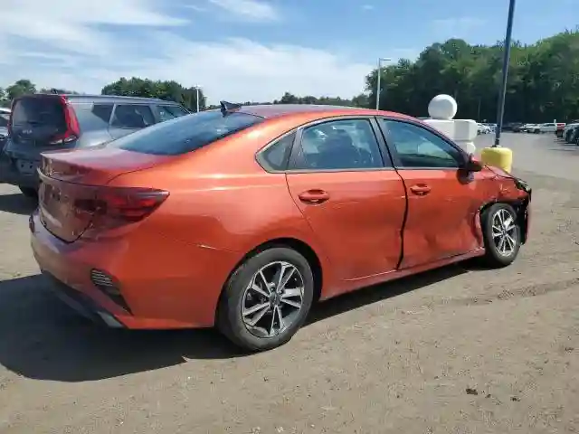 3KPF24AD7PE551640 2023 KIA FORTE-2