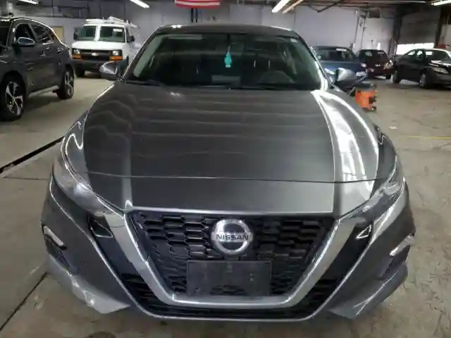 1N4BL4BV4KC247173 2019 NISSAN ALTIMA-4