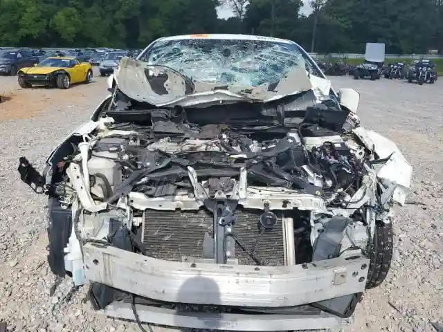 NMTKHMBX3JR023367 2018 TOYOTA C-HR-4