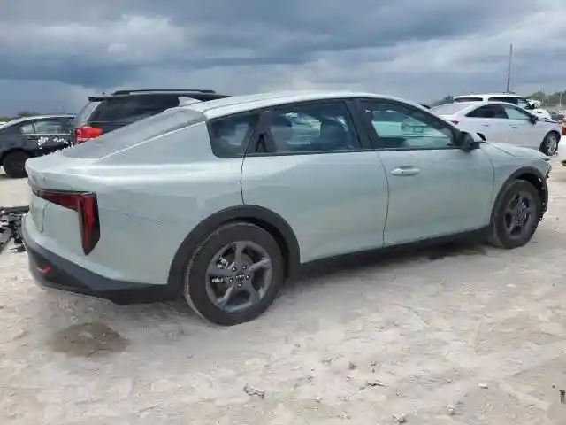 3KPFT4DE7SE119379 2025 KIA K4 LX-2