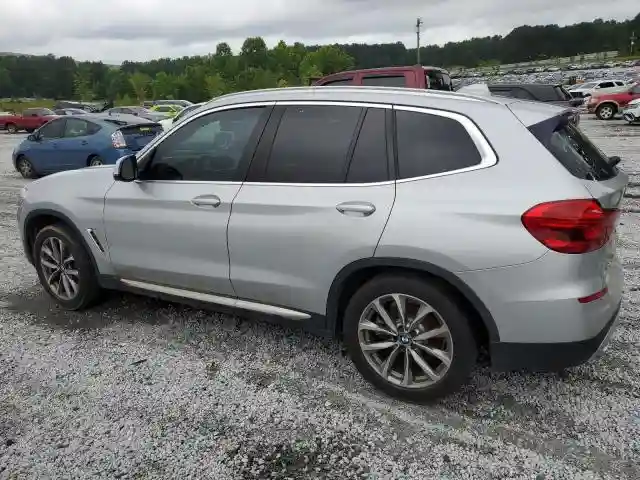 5UXTR7C52KLF25373 2019 BMW X3-1