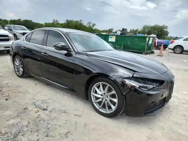 ZARFAEBN9H7539951 2017 ALFA ROMEO GIULIA-3