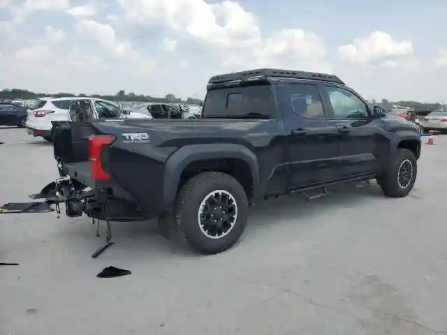 3TMLB5JN2RM075257 2024 TOYOTA TACOMA-2