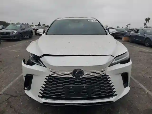 2T2BAMCA6RC039661 2024 LEXUS RX350-4
