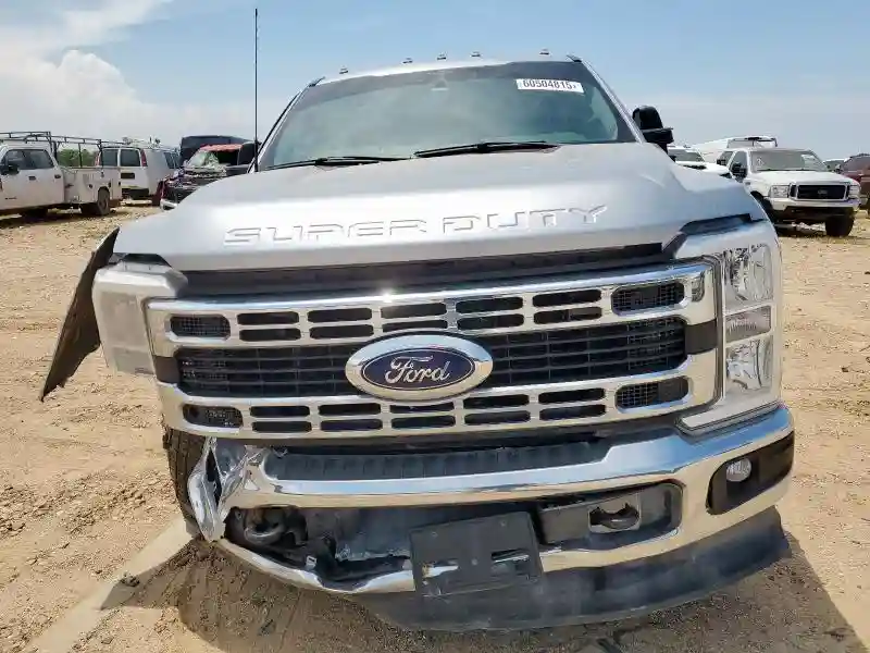 1FT8W3DN5PEE00688 2023 FORD F350-4