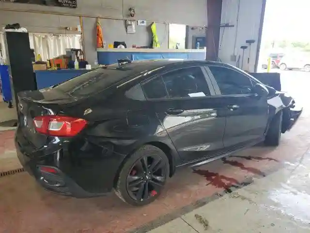 1G1BE5SMXJ7108781 2018 CHEVROLET CRUZE-2