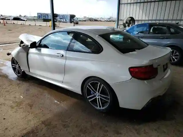 WBA2J7C56JVD60576 2018 BMW M2-1
