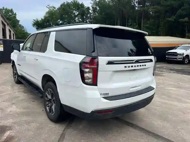 1GNSKDKD6NR150067 2022 CHEVROLET SUBURBAN-2
