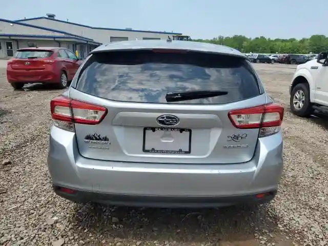 4S3GTAA65J3750251 2018 SUBARU IMPREZA-5