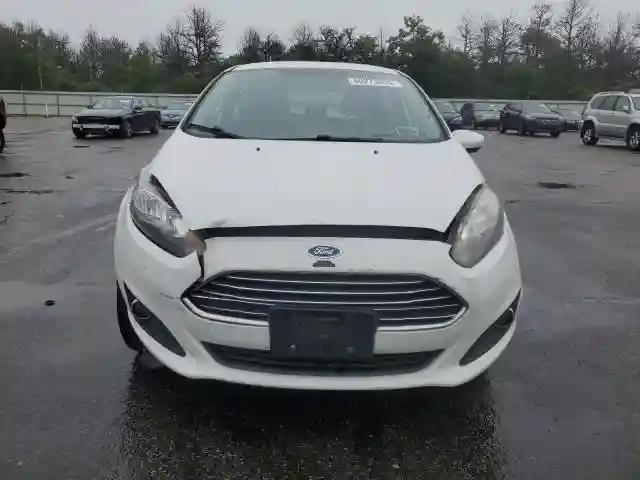 3FADP4EJ8KM150658 2019 FORD FIESTA-4