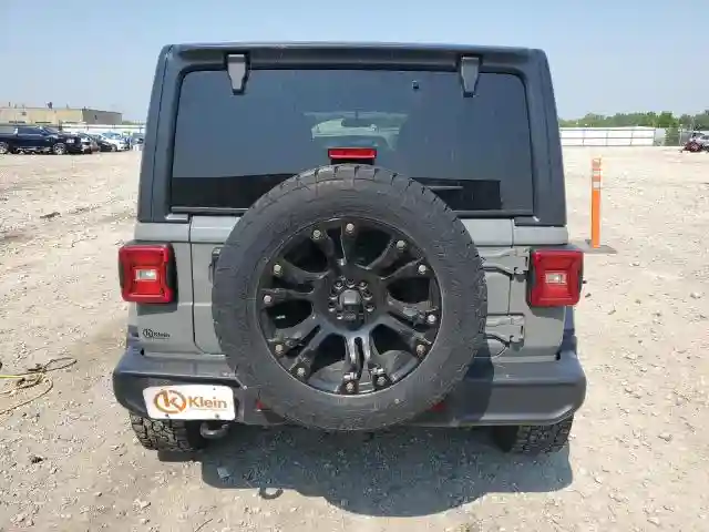 1C4HJXEG4JW241511 2018 JEEP WRANGLER-5