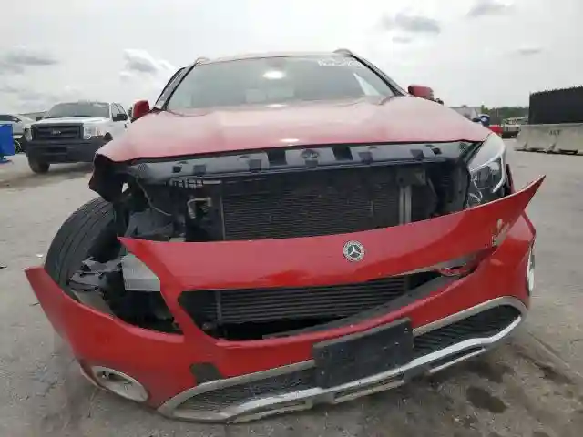 WDCTG4GB7KJ549662 2019 MERCEDES-BENZ GLA-CLASS-4