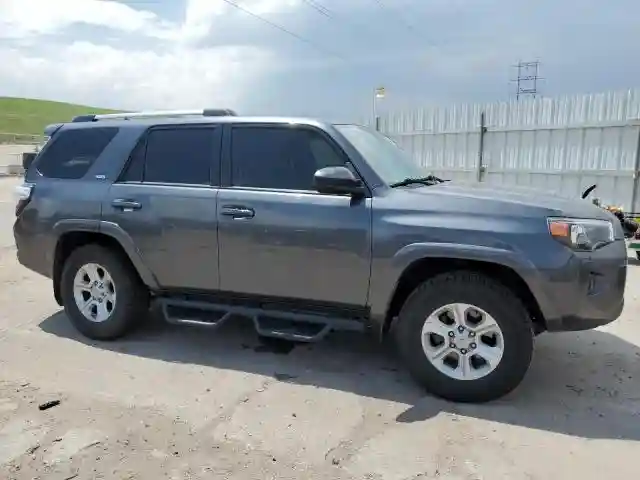 JTEMU5JR8N6066294 2022 TOYOTA 4RUNNER-3
