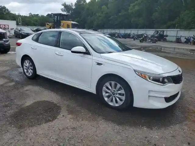 5XXGU4L30GG094115 2016 KIA OPTIMA-3