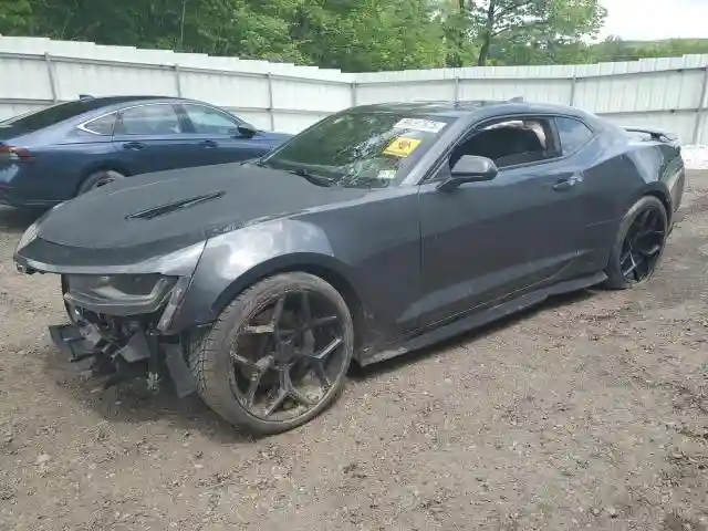 1G1FE1R72H0211867 2017 CHEVROLET CAMARO-0