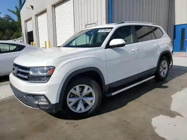 1V2CR2CA2JC532383 2018 VOLKSWAGEN ATLAS-0