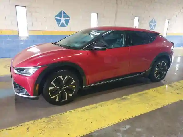 KNDC34LA9R5614058 2024 KIA EV6 LIGHT-0