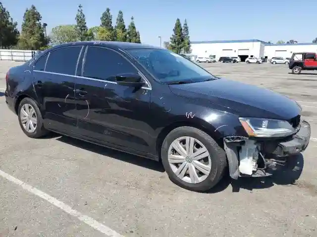 3VW2B7AJ9HM324587 2017 VOLKSWAGEN JETTA-3