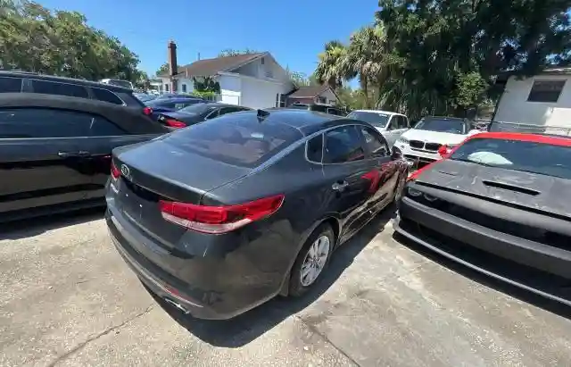 5XXGT4L34GG019016 2016 KIA OPTIMA-3