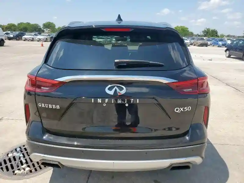 3PCAJ5M1XKF126209 2019 INFINITI QX50-5