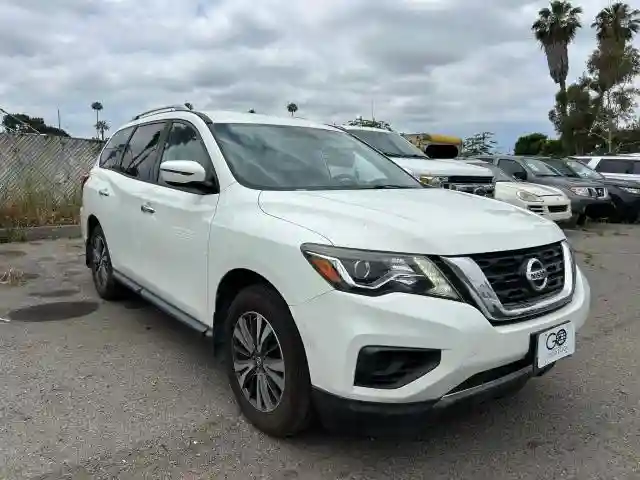 5N1DR2MM7HC908242 2017 NISSAN PATHFINDER-0