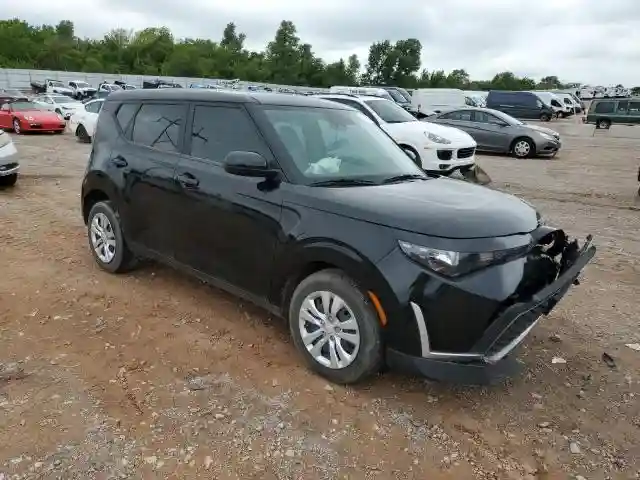 KNDJ23AU5P7896590 2023 KIA SOUL-3