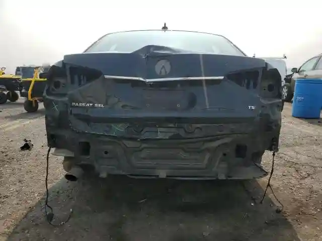 1VWCT7A3XHC044472 2017 VOLKSWAGEN PASSAT-5