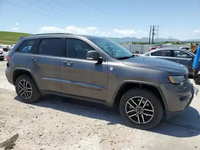 1C4RJFLT8LC177606 2020 JEEP GRAND CHEROKEE-3