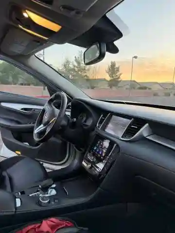 3PCAJ5M32KF106005 2019 INFINITI QX50-4