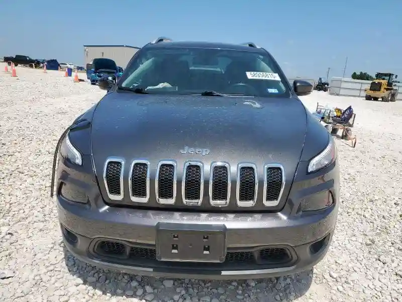 1C4PJLCS9HW592842 2017 JEEP GRAND CHEROKEE-4