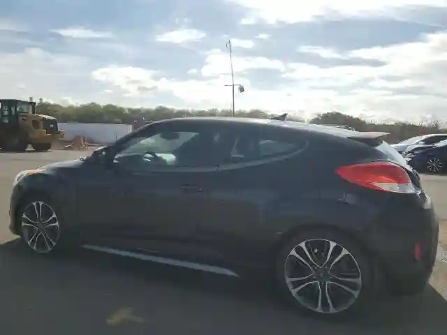 KMHTC6AE6GU263562 2016 HYUNDAI VELOSTER-1