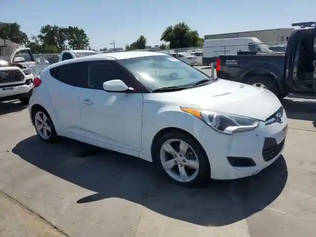 KMHTC6AD4FU228511 2015 HYUNDAI VELOSTER-3