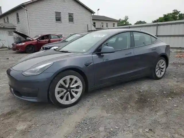 5YJ3E1EA4PF465172 2023 TESLA MODEL 3-0