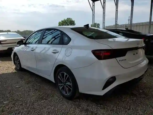 3KPF24AD0RE807958 2024 KIA FORTE-1