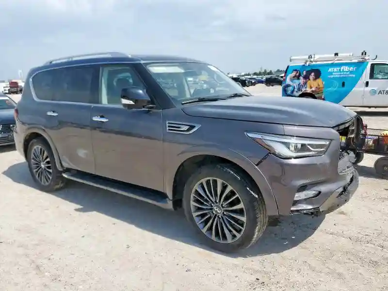 JN8AZ2AF7P9756251 2023 INFINITI QX80-3