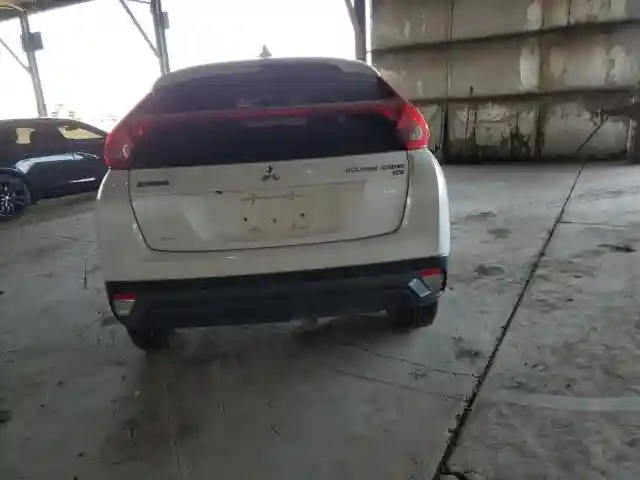 JA4AT3AA3KZ040716 2019 MITSUBISHI ECLIPSE-5
