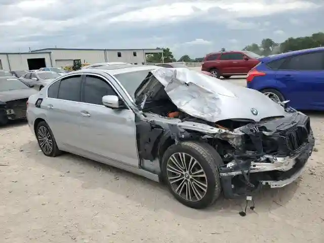 WBAJA9C51JB249648 2018 BMW 5 SERIES-3