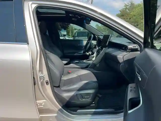 JTEAAAAH3MJ047207 2021 TOYOTA VENZA-4