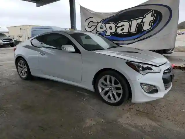 KMHHT6KJ2FU125176 2015 HYUNDAI GENESIS-3